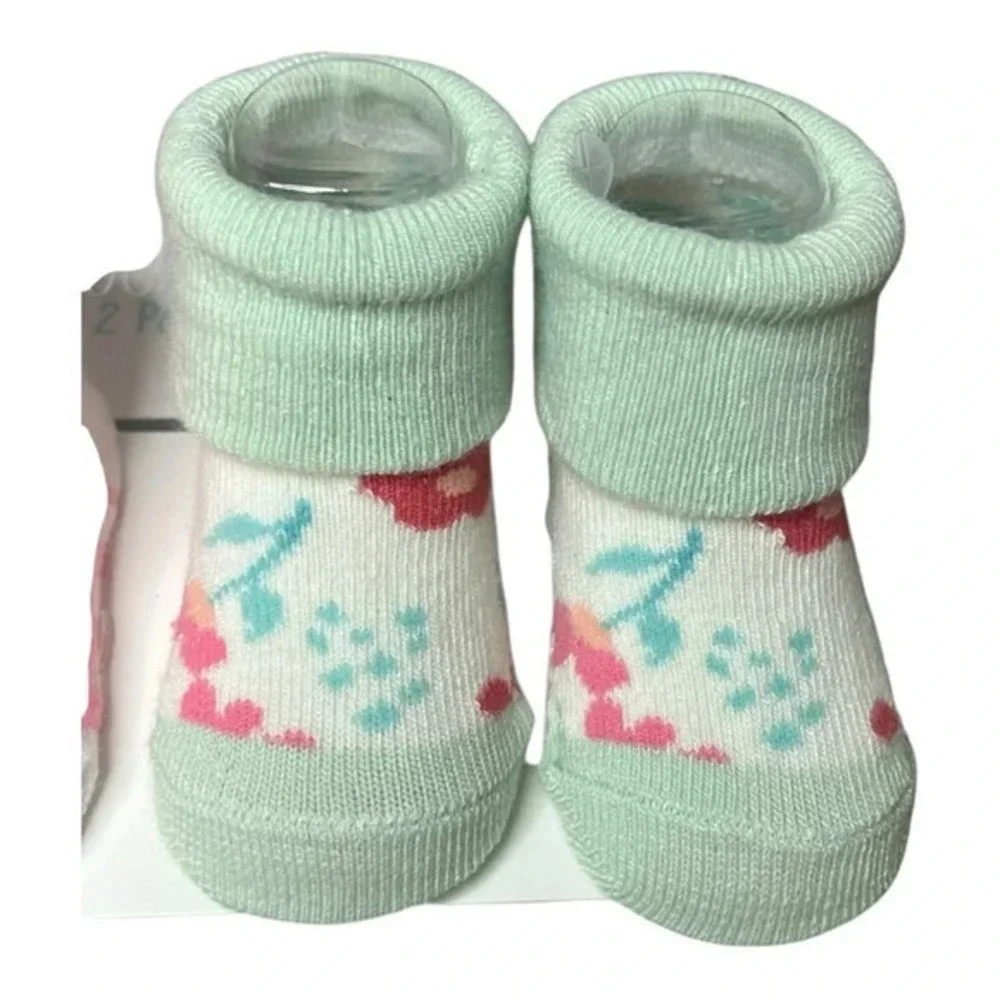 Duck Duck Goose Bib and Sock Set Infant One Size‎ Pink Green 5pc Home Grown New